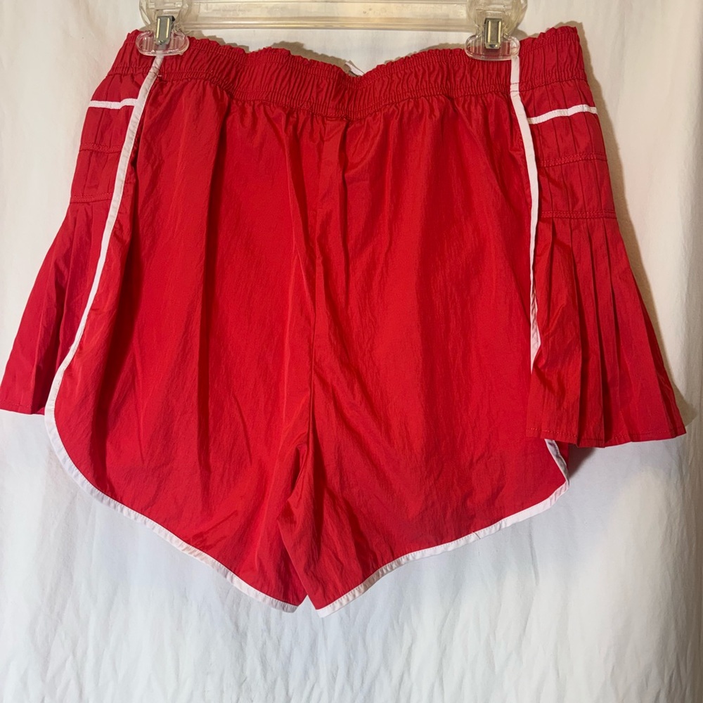 Yogalicious Women's Vibrant Red Athletic Shorts Large II13 - Picture 4 of 4
